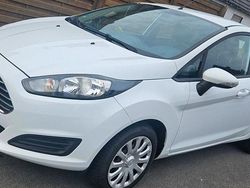 Weiß Gebraucht 2014 Ford Fiesta SYNC Edition Kleinwagen | 4.950 € (Fairer Preis)