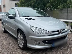 Gebraucht 2004 Peugeot 206 CC Cabrio | 1.700 €