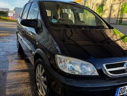 Blau Gebraucht 2003 Opel Zafira Kombi | 1.650 € (Fairer Preis)