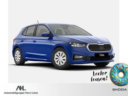 Blau Neu 2026 Skoda Fabia Essence Limousine | 20.190 € (Etwas zu teuer)
