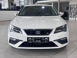 Weiß Gebraucht 2017 Seat Leon FR Limousine | 15.990 € (Etwas zu teuer)