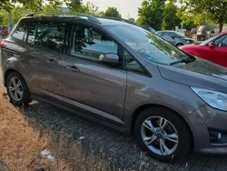 Grau Gebraucht 2014 Ford C-MAX Van / Kleinbus | 5.399 €