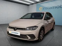 Grau Gebraucht 2024 VW Polo Kleinwagen | 21.699 € (Guter Preis)