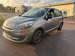 Grau Gebraucht 2012 Renault Scénic III Experience Van / Kleinbus | 3.390 €