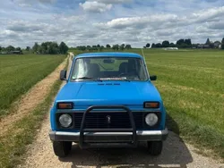 Blau Gebraucht 2003 Lada niva SUV | 1.799 €