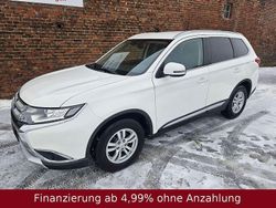 Frost white Gebraucht 2017 Mitsubishi Outlander Diamant Edition SUV | 14.490 € (Guter Preis)