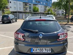Schwarz Gebraucht 2011 Renault Mégane III Bose Edition Limousine | 5.800 € (Fairer Preis)