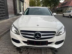 Weiß Gebraucht 2016 Mercedes C180 Kombi | 15.700 € (Fairer Preis)