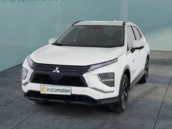 Weiß Gebraucht 2022 Mitsubishi Eclipse Cross SUV | 23.249 € (Guter Preis)