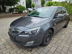 Grau Gebraucht 2011 Opel Astra Sport Limousine | 4.400 € (Fairer Preis)