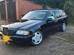 Schwarz Gebraucht 1998 Mercedes C280 Kombi | 2.900 € (Fairer Preis)