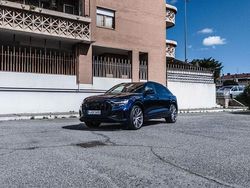 Blau Gebraucht 2022 Audi Q8 Sport SUV | 75.000 €