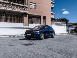 Blau Gebraucht 2022 Audi Q8 Sport SUV | 75.000 € (Teuer)