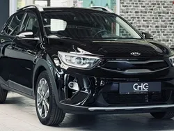 Schwarz Gebraucht 2021 Kia Stonic Vision SUV | 15.890 € (Fairer Preis)