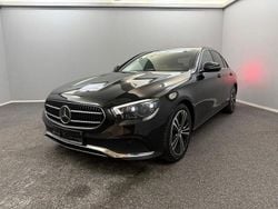 Obsidianschwarz Gebraucht 2023 Mercedes E220 Avantgarde Limousine | 34.999 € (Fairer Preis)