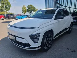 Serenity white Gebraucht 2024 Hyundai Kona Prime SUV | 38.990 € (Etwas zu teuer)