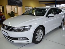 Weiß Gebraucht 2016 VW Passat Kombi | 9.880 € (Fairer Preis)