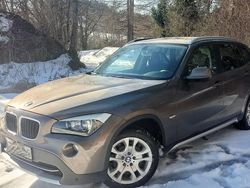 Braun Gebraucht 2011 BMW X1 SUV | 11.550 € (Fairer Preis)