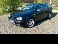 Blau Gebraucht 2002 VW Golf IV Kombi | 899 € (Fairer Preis)