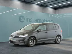Grau Gebraucht 2024 VW Touran R-line Van / Kleinbus | 38.570 € (Fairer Preis)
