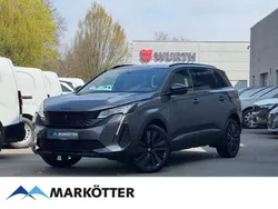 Lackierung platiniumgrau/meta Gebraucht 2023 Peugeot 5008 GT Van / Kleinbus | 30.895 € (Fairer Preis)
