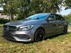 Grau Gebraucht 2018 Mercedes CLA200 AMG Kombi | 16.300 € (Fairer Preis)