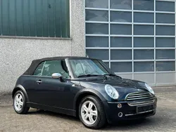 Schwarz Gebraucht 2004 Mini Cooper Cabriolet Cabrio | 4.299 € (Fairer Preis)