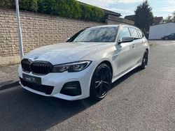Alpinweiss iii Gebraucht 2022 BMW 320 M Sport Kombi | 23.990 € (Guter Preis)