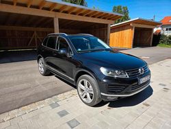 Schwarz Gebraucht 2016 VW Touareg SUV | 18.200 € (Fairer Preis)