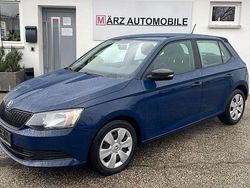 Blau Gebraucht 2015 Skoda Fabia Limousine | 7.990 € (Fairer Preis)