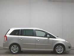 Pannacotta Gebraucht 2010 Opel Zafira Sport Van / Kleinbus | 2.790 € (Guter Preis)