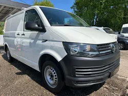 Weiß Gebraucht 2016 VW T6 Van | 10.790 €