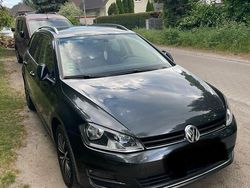 Grau Gebraucht 2016 VW Golf VII Kombi | 7.799 € (Fairer Preis)