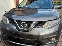 Grau Gebraucht 2016 Nissan X-Trail N-Vision SUV | 10.900 € (Guter Preis)