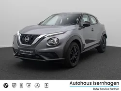 Grau Gebraucht 2023 Nissan Juke Acenta SUV | 19.999 € (Guter Preis)