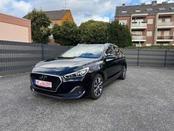 Phantom black / mic Gebraucht 2019 Hyundai i30 Select Kombi | 9.900 € (Guter Preis)