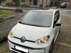 Weiß Gebraucht 2021 VW e-up! Style Kleinwagen | 11.700 € (Superpreis)