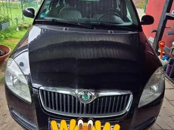 Schwarz Gebraucht 2009 Skoda Fabia Ambiente Limousine | 2.300 € (Fairer Preis)