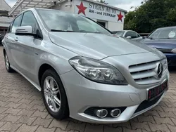 Silber Gebraucht 2012 Mercedes B180 Van / Kleinbus | 8.999 € (Fairer Preis)