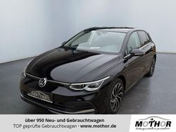 Deep black perleffekt Gebraucht 2020 VW Golf VIII Style Limousine | 25.699 € (Fairer Preis)