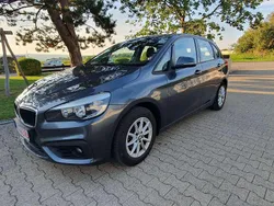 Grau Gebraucht 2016 BMW 216 Advantage Van / Kleinbus | 7.500 € (Superpreis)