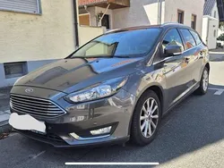Grau Gebraucht 2015 Ford Focus Titanium Kombi | 7.500 € (Guter Preis)