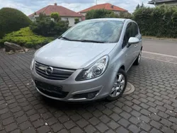 Silber Gebraucht 2009 Opel Corsa Edition Limousine | 2.000 € (Fairer Preis)