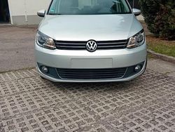 Silber Gebraucht 2014 VW Touran Van / Kleinbus | 6.000 € (Guter Preis)