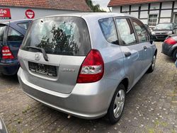 Silber Gebraucht 2004 Honda Jazz Cool Kleinwagen | 2.299 € (Etwas zu teuer)