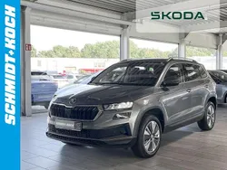 Graphitgrau Gebraucht 2023 Skoda Karoq Clever SUV | 26.980 € (Fairer Preis)