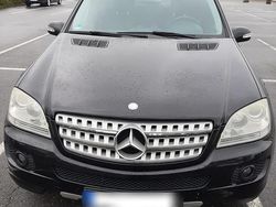 Schwarz Gebraucht 2007 Mercedes ML280 SUV | 5.999 €