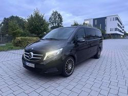 Schwarz Gebraucht 2016 Mercedes V220 Edition Van / Kleinbus | 45.500 €