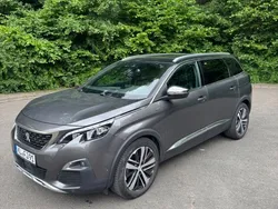 Grau Gebraucht 2019 Peugeot 5008 GTi Van / Kleinbus | 24.500 € (Guter Preis)