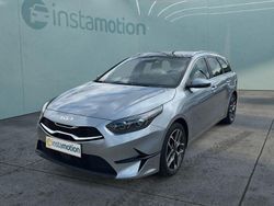 Silber Gebraucht 2023 Kia Ceed Sportswagon Kombi | 28.249 € (Etwas zu teuer)